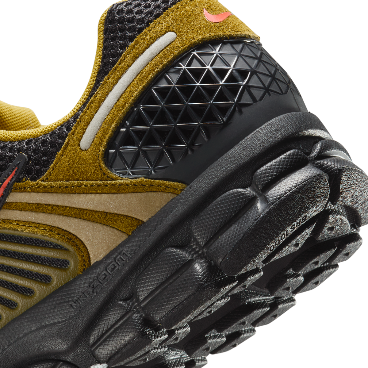 Nike Zoom Vomero 5 Premium Olive Flak Picante Red