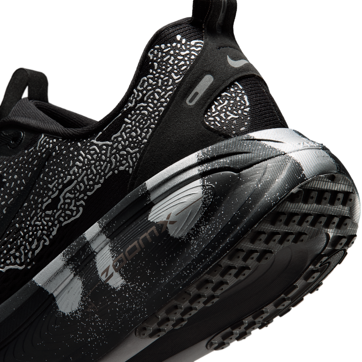 Nike Vomero 18 Disrupt Pack