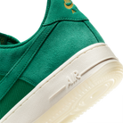 Nike Air Force 1 Low '07 LV8 Malachite Pale Ivory Metallic Gold