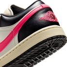 Jordan 1 Low Flight Club (Women's)