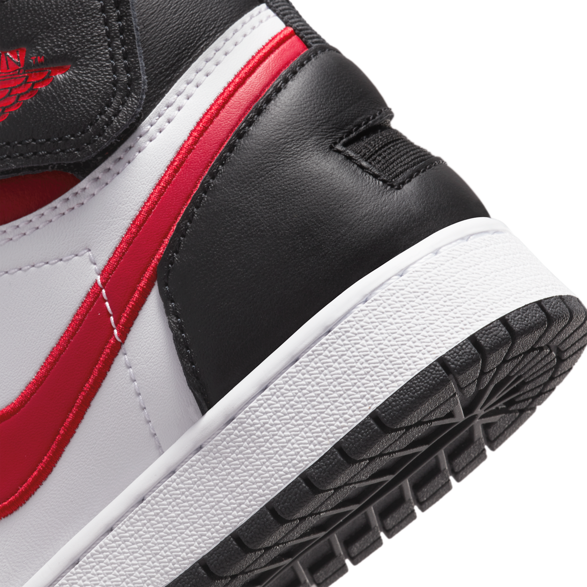 Jordan 1 High FlyEase Black White Fire Red (GS)