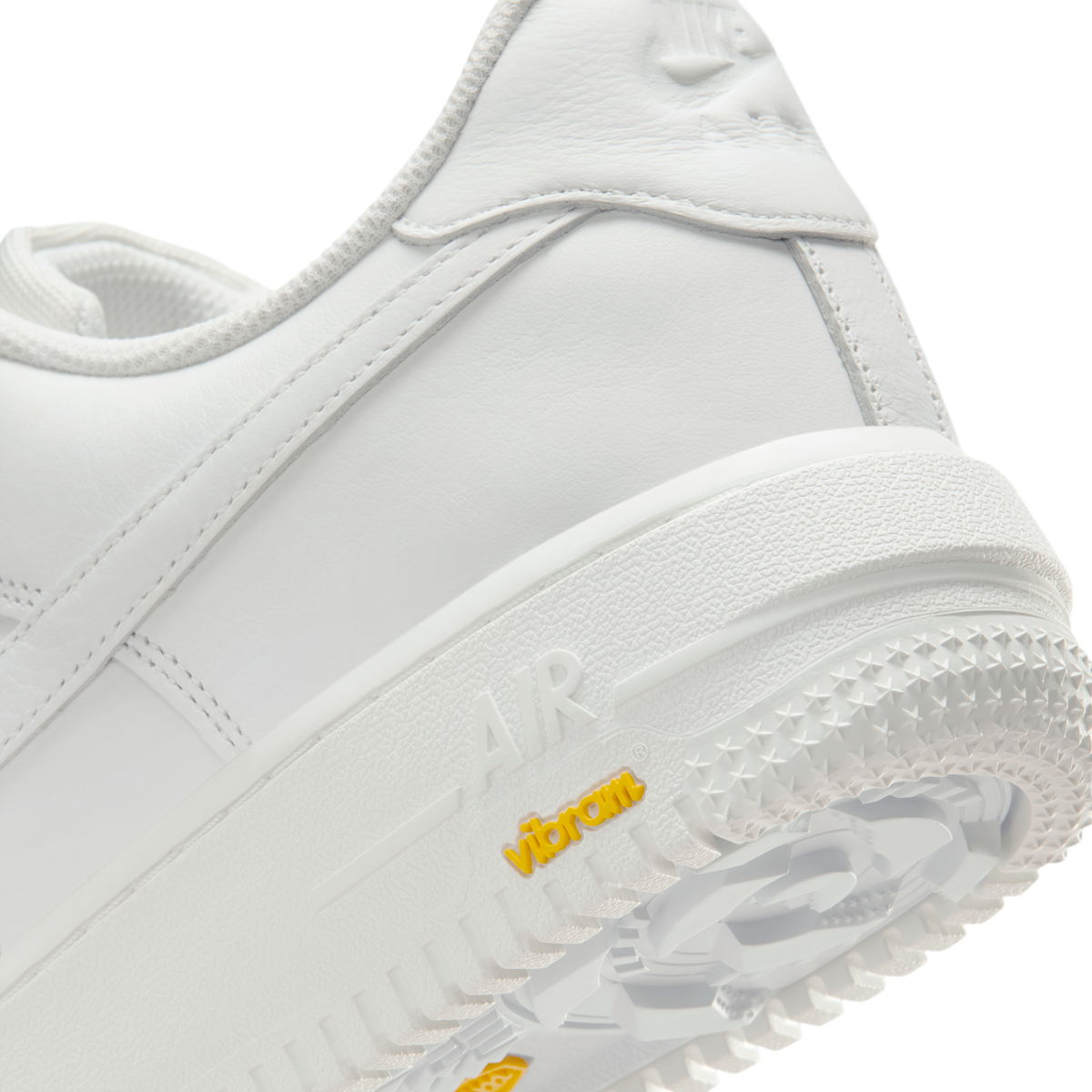 Nike Air Force 1 Low Gore-Tex Vibram Summit White