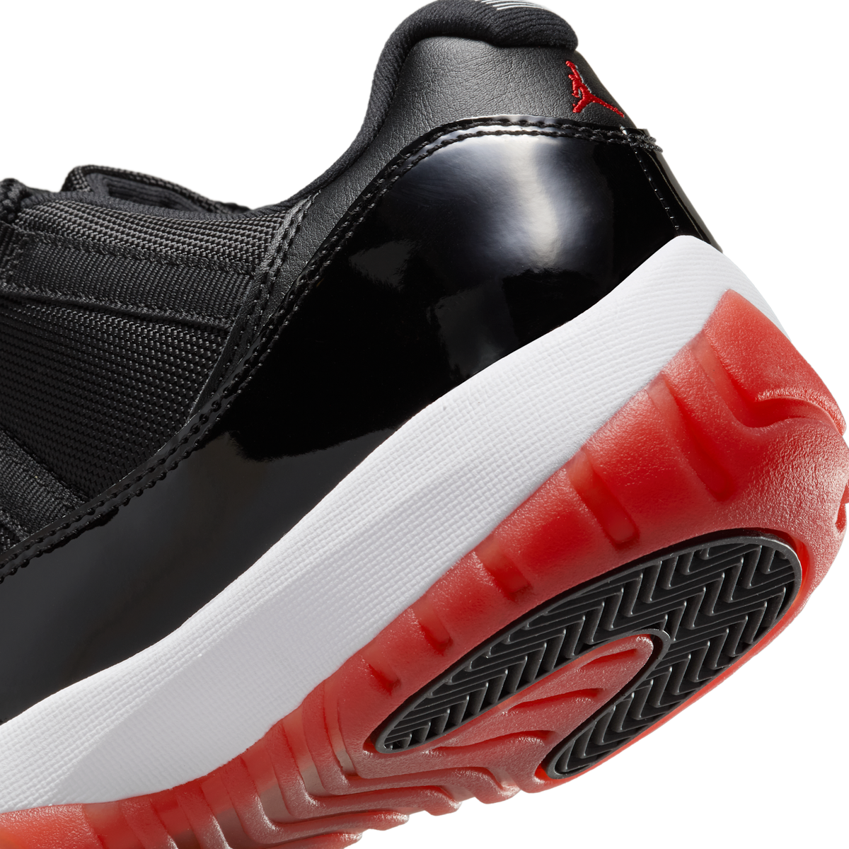 Jordan 11 Retro Low Bred (2025)
