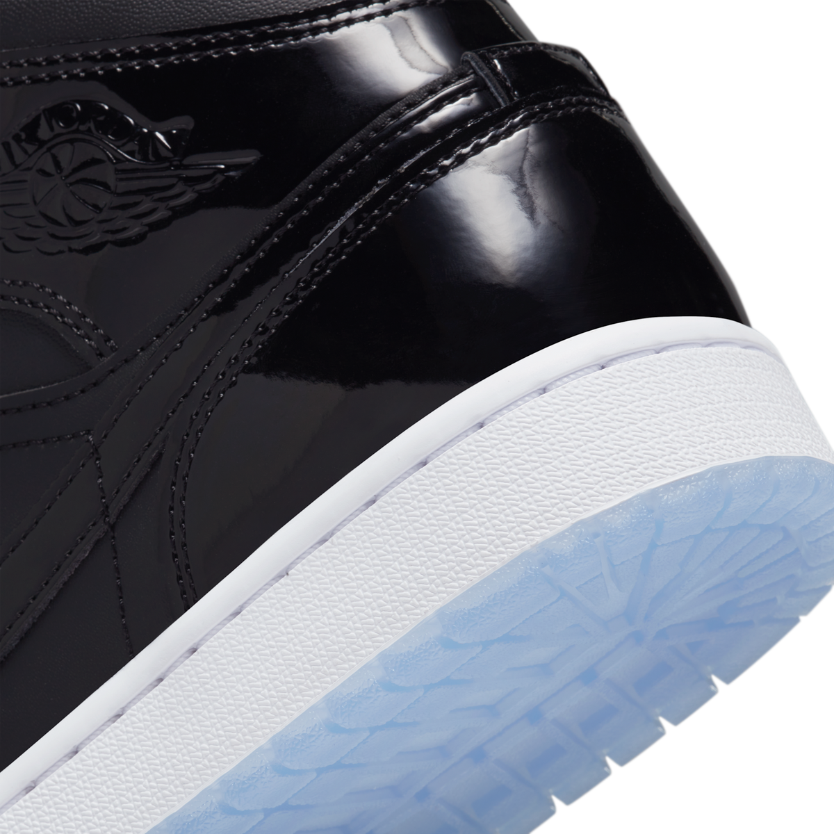 Jordan 1 Mid SE Space Jam