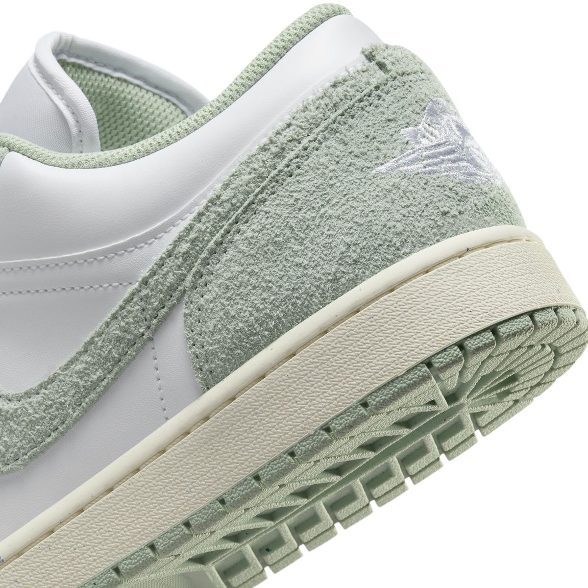 Jordan 1 Low SE Seafoam