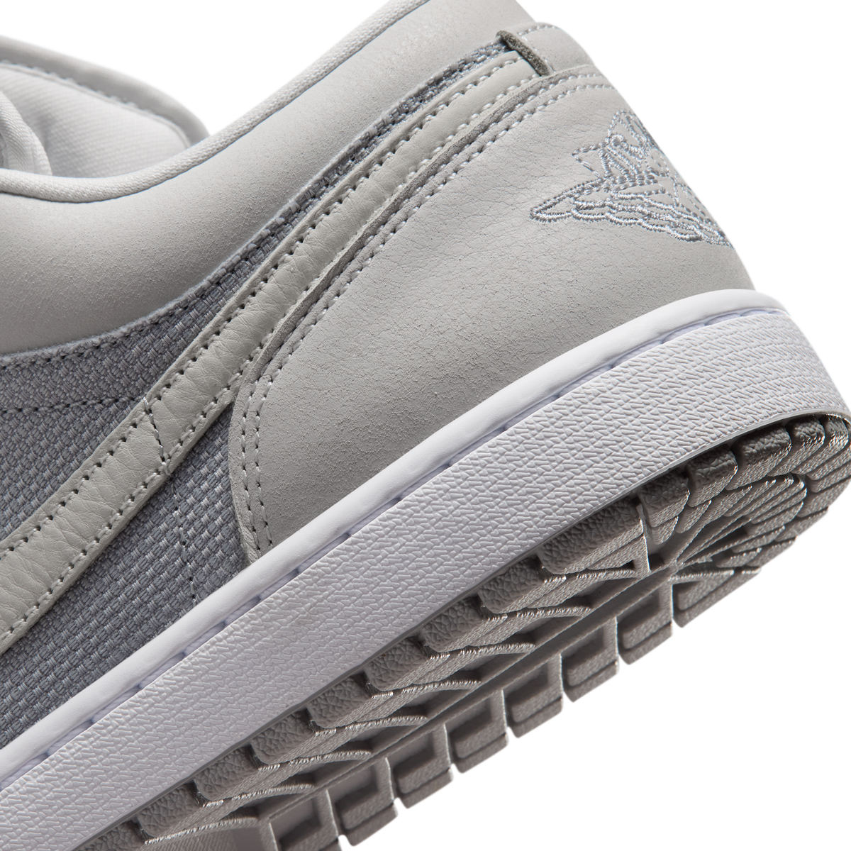 Jordan 1 Low SE Soft Pearl Light Smoke Grey
