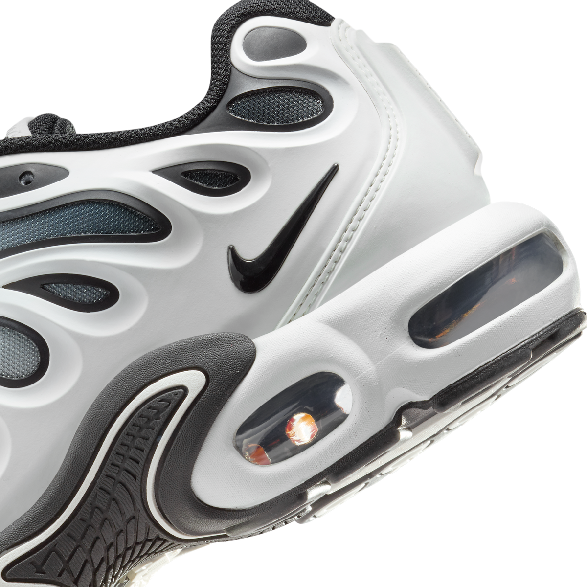 Nike Air Max Plus Drift White Black Metallic Silver