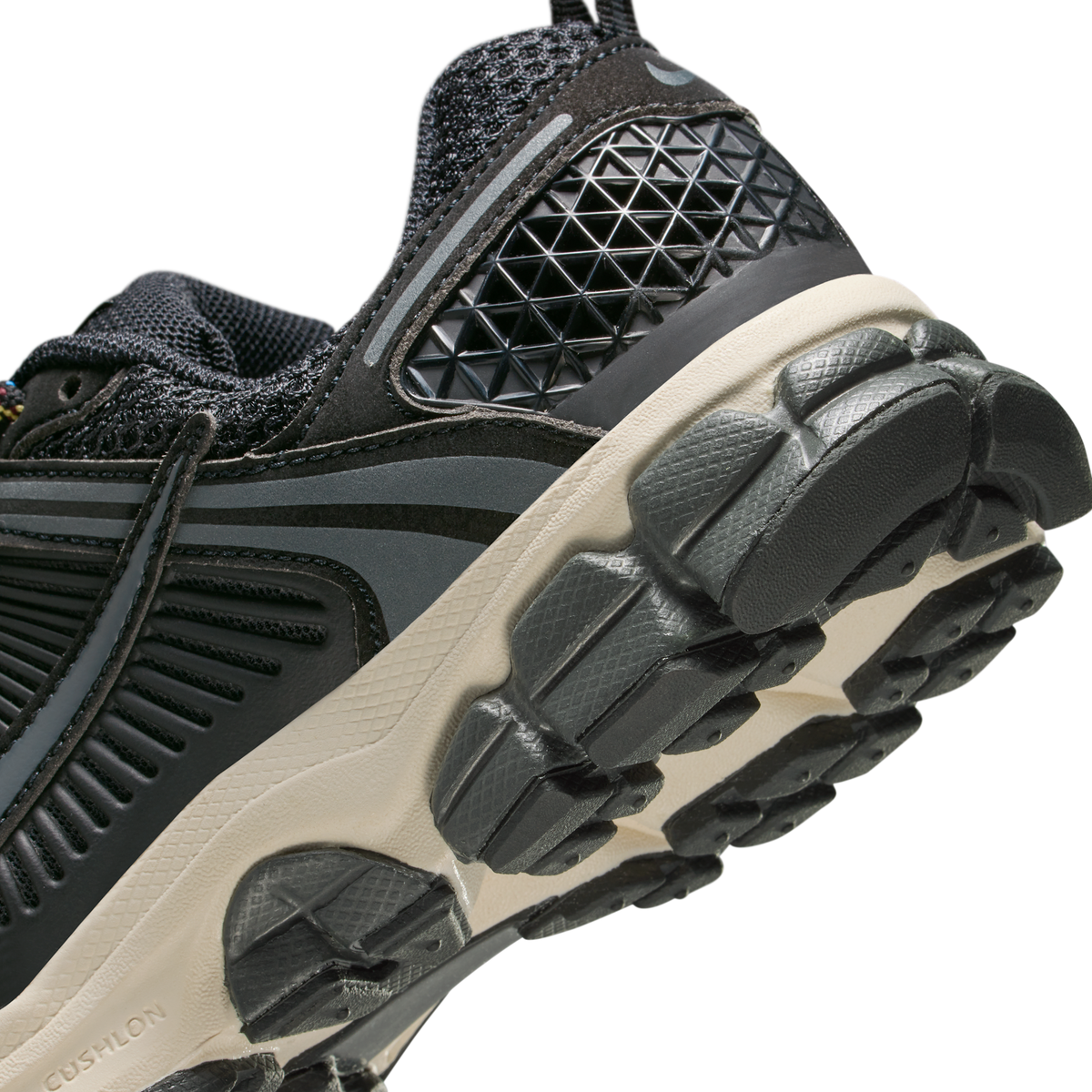 Nike Vomero 5 Black Soft Pearl Burgundy Crush (GS)