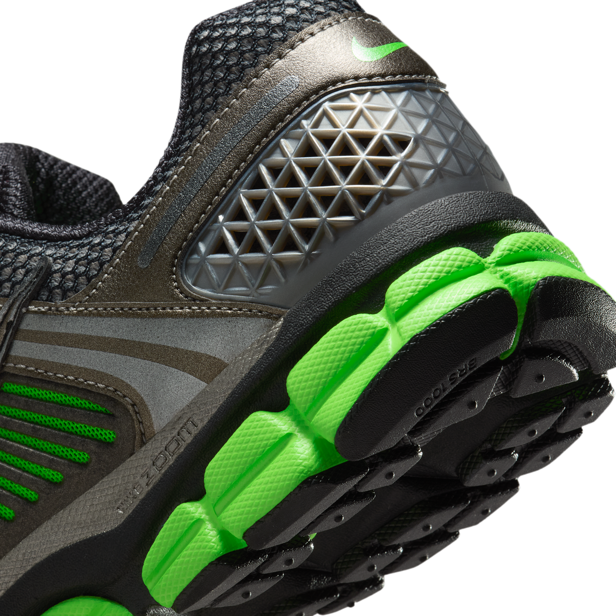 Nike Zoom Vomero 5 Metallic Pewter Green Strike