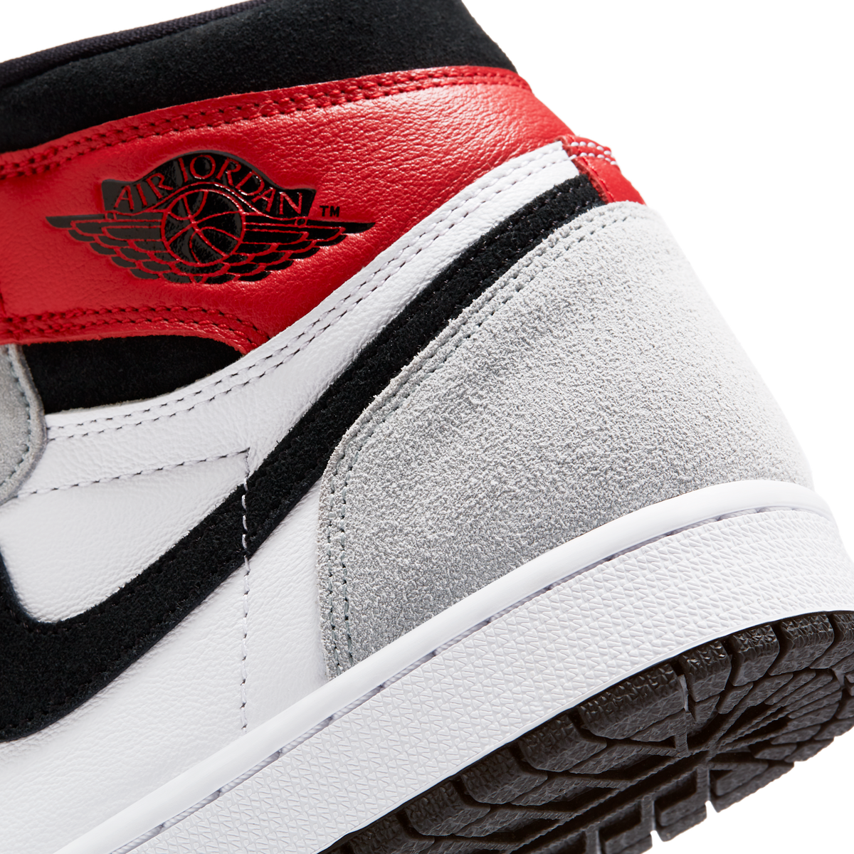 Jordan 1 Retro High Light Smoke Grey