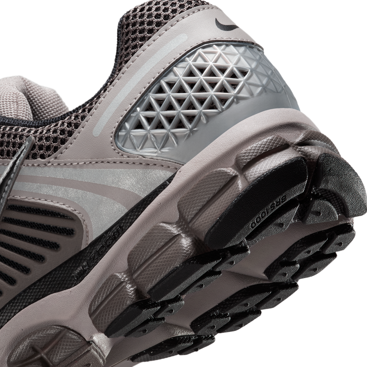 Nike Zoom Vomero 5 College Grey Cave Stone