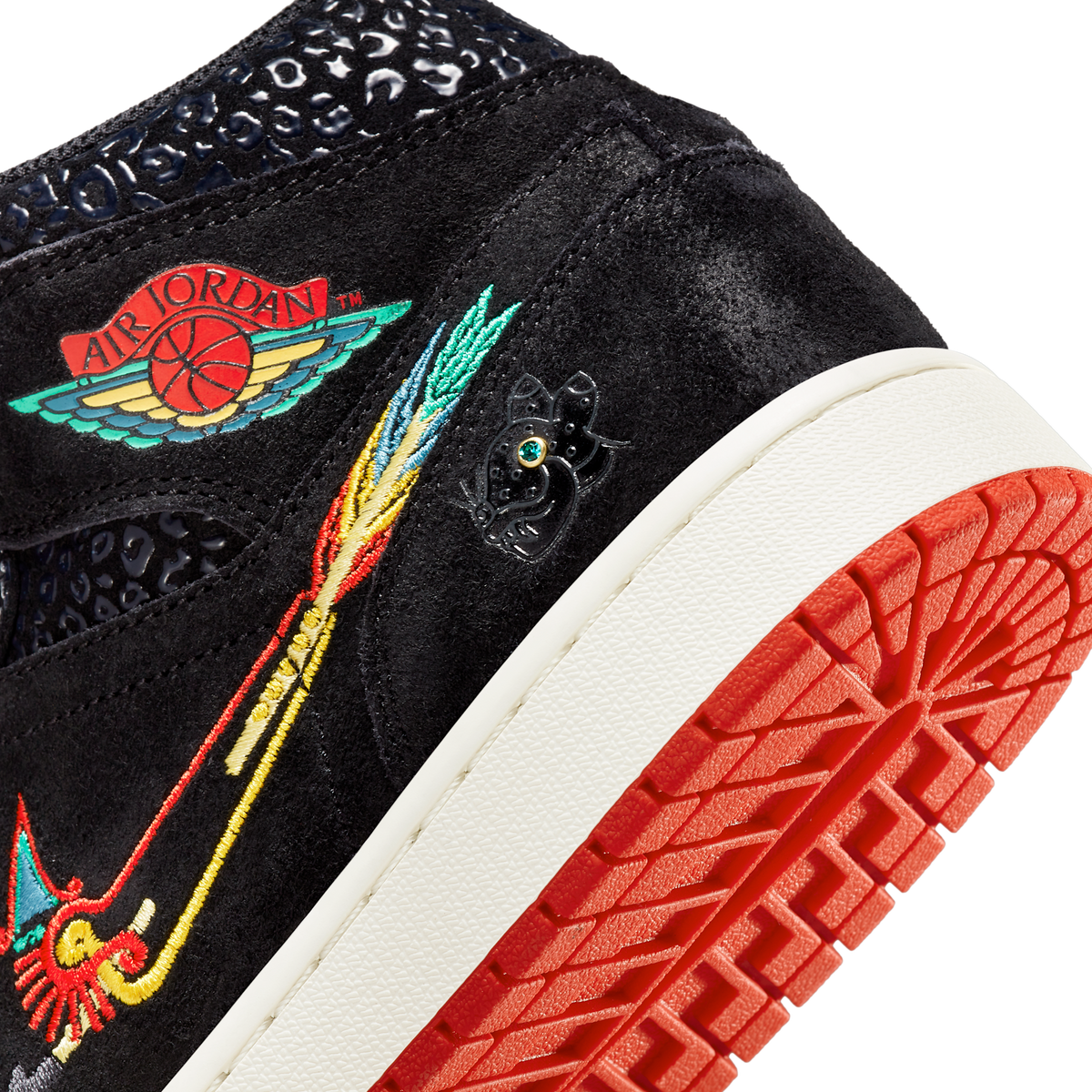 Jordan 1 Mid SE Siempre Familia