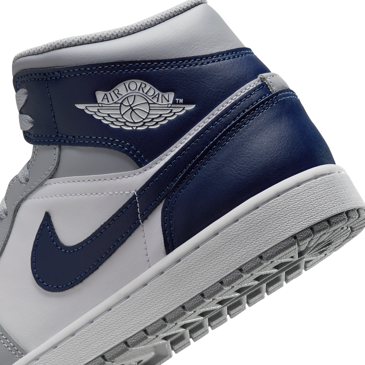 Jordan 1 Mid Wolf Grey Midnight Navy