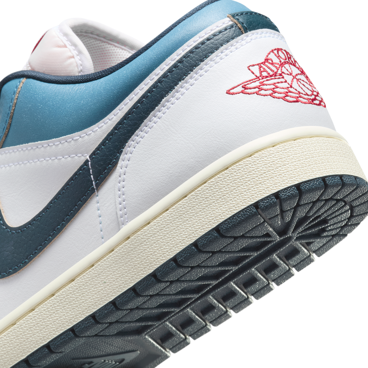 Jordan 1 Low SE Armory Navy