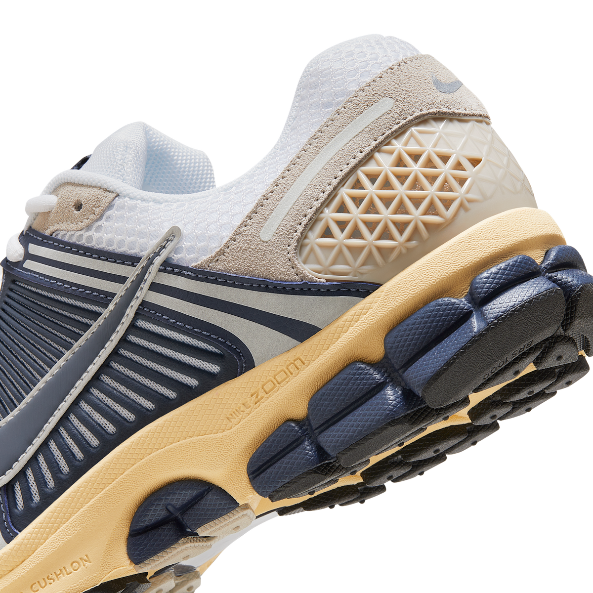 Nike Zoom Vomero 5 Thunder Blue Cream