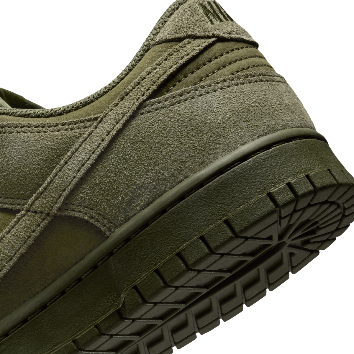 Nike Dunk Low SE Olive Canvas