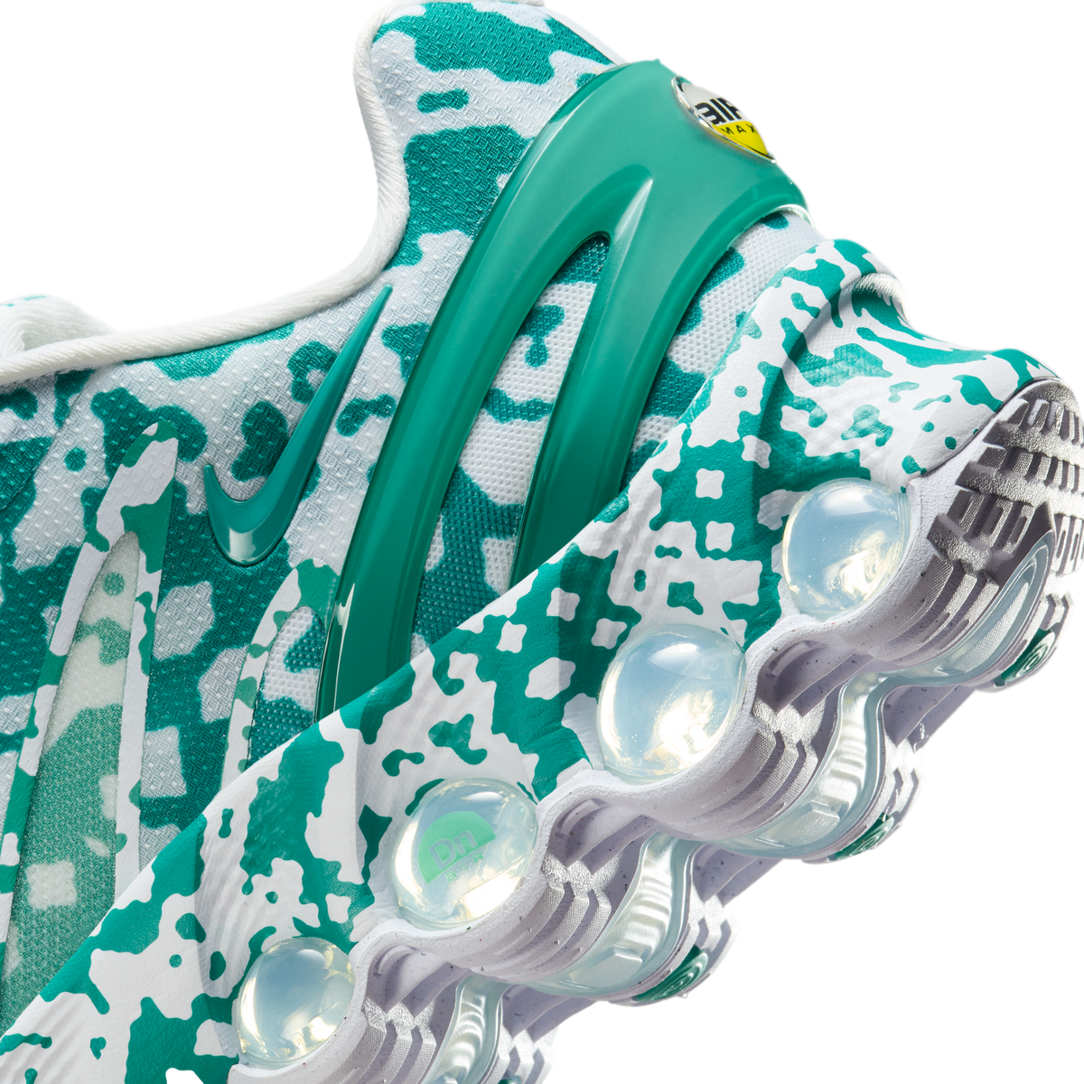 Nike Air Max Dn8 SP Cav Empt White Neptune Green | IB6184-100