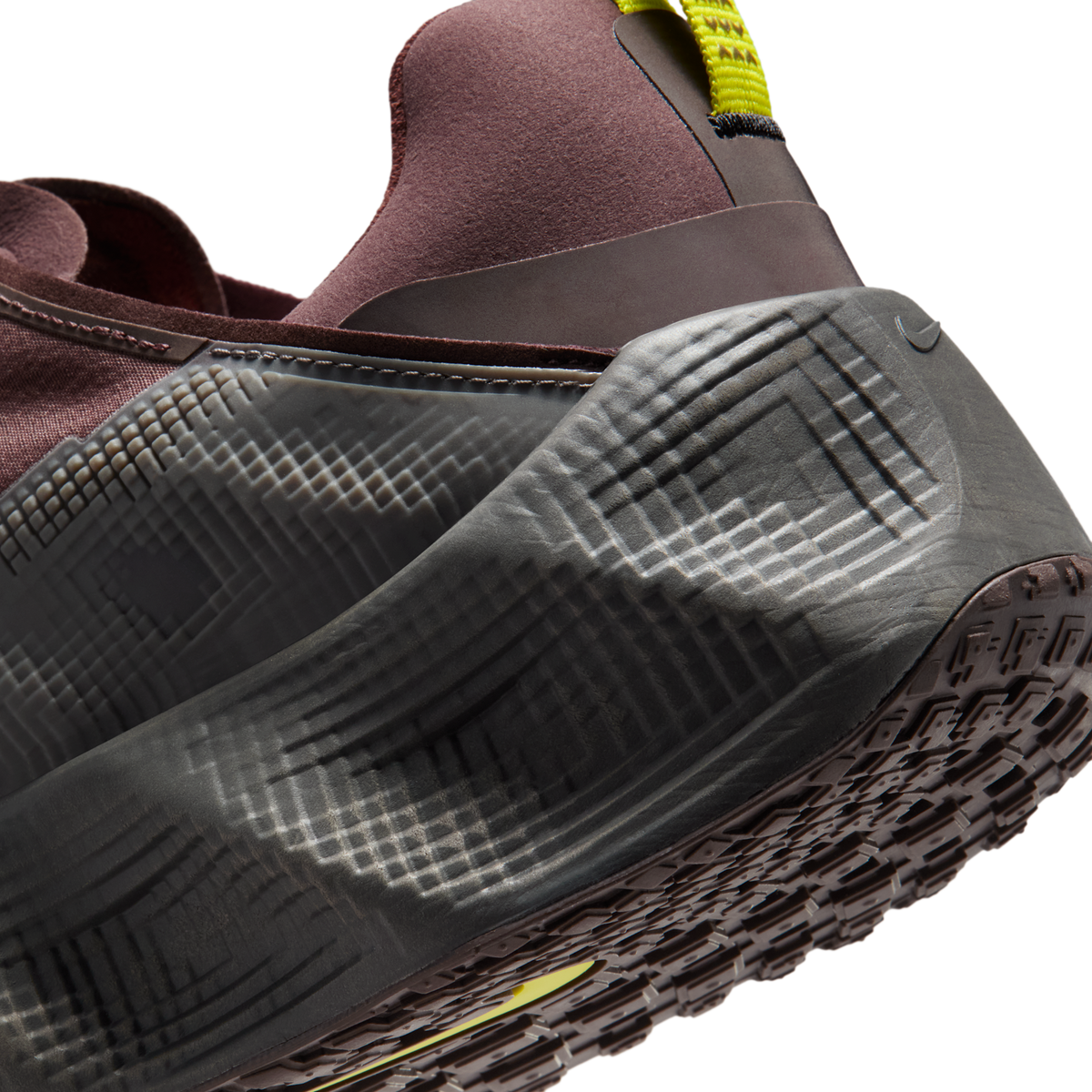 Nike Ava Rover Earth Black Bright Cactus
