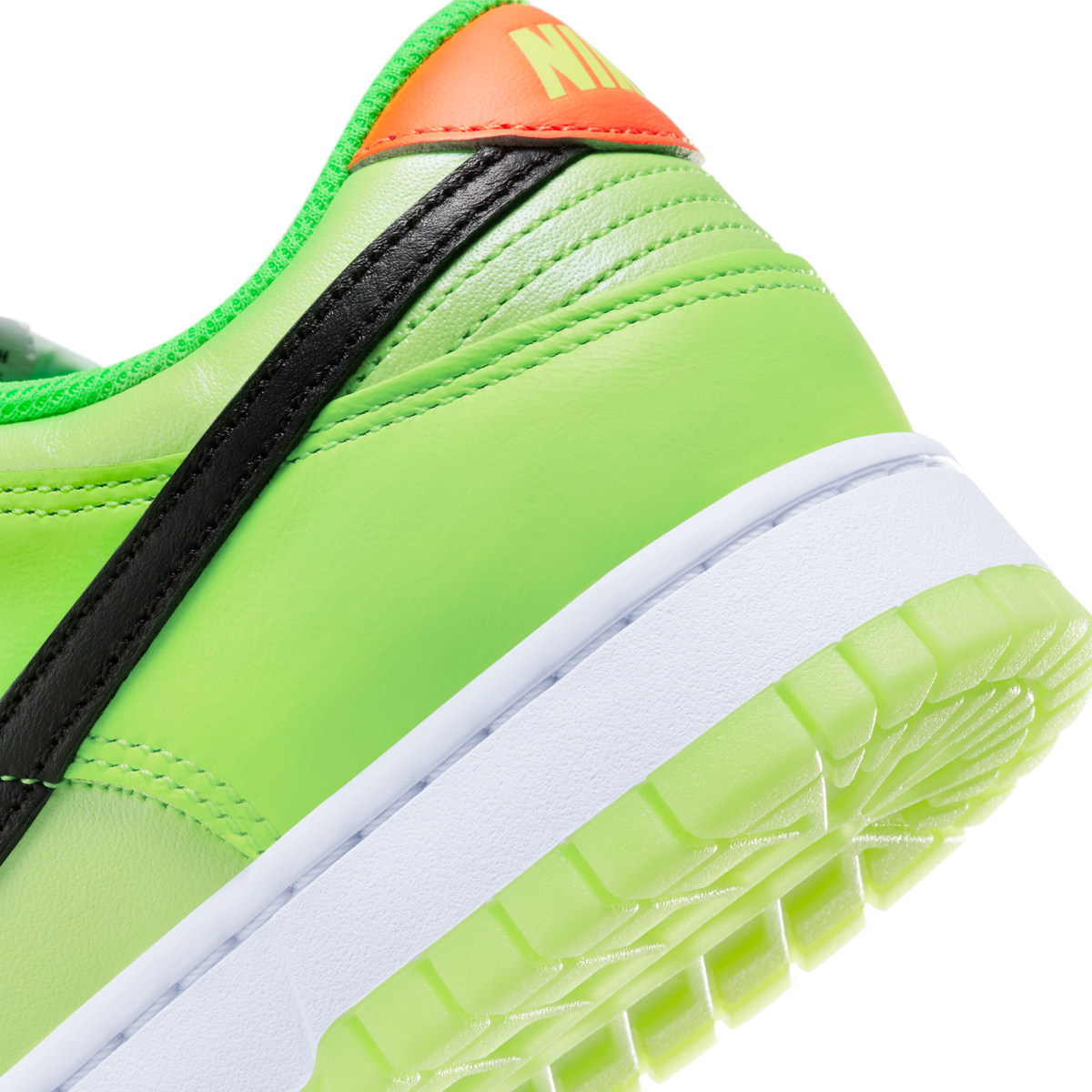 Nike Dunk Low SE Splash Volt | FJ4610-702