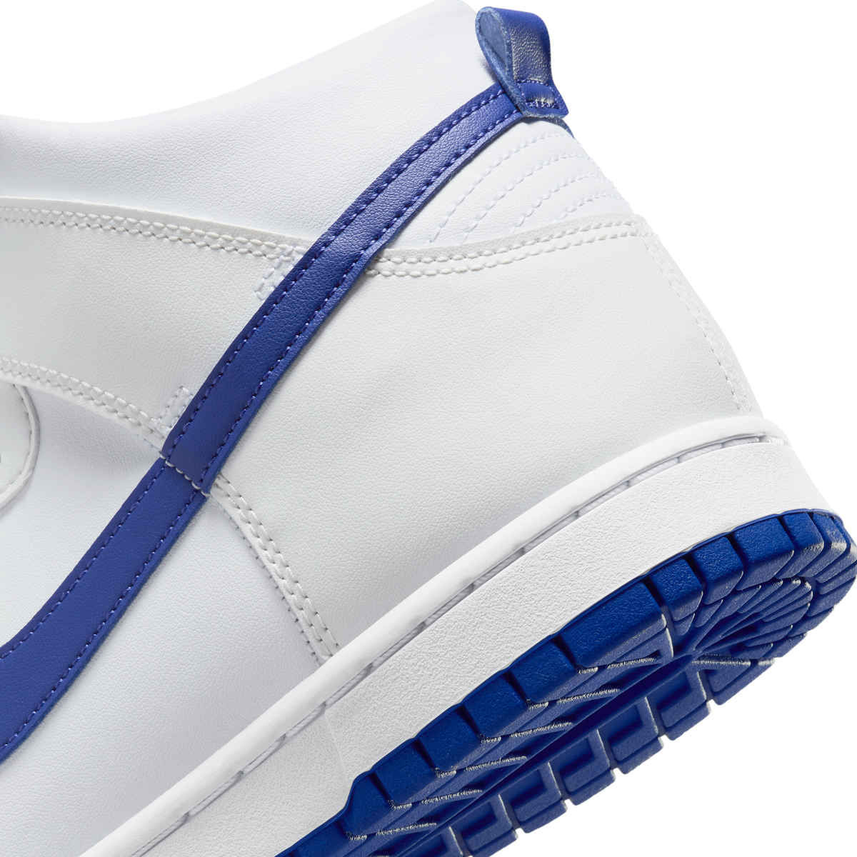 Nike Dunk High White Concord