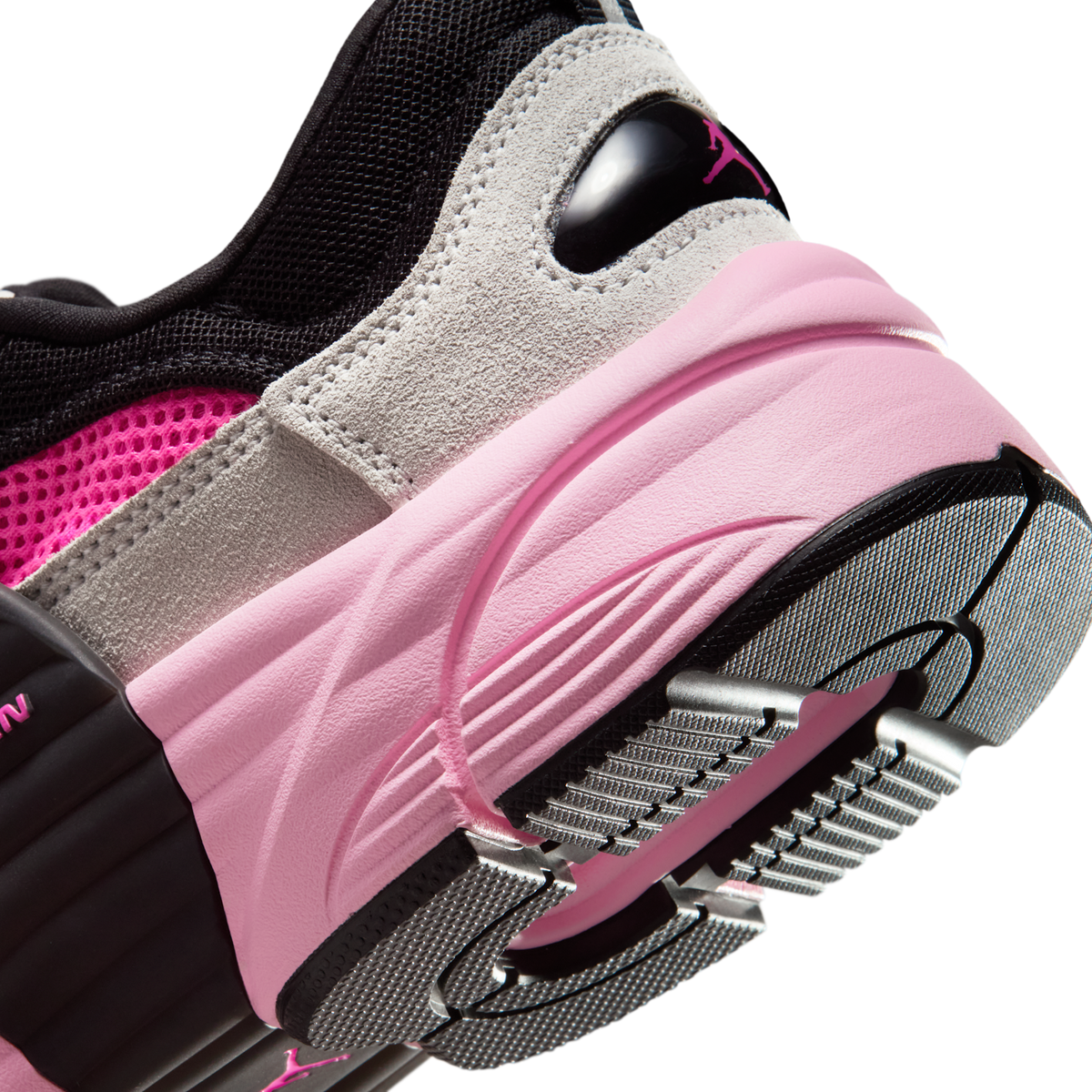 Jordan Trunner O/S Wolf Grey Pink Blast
