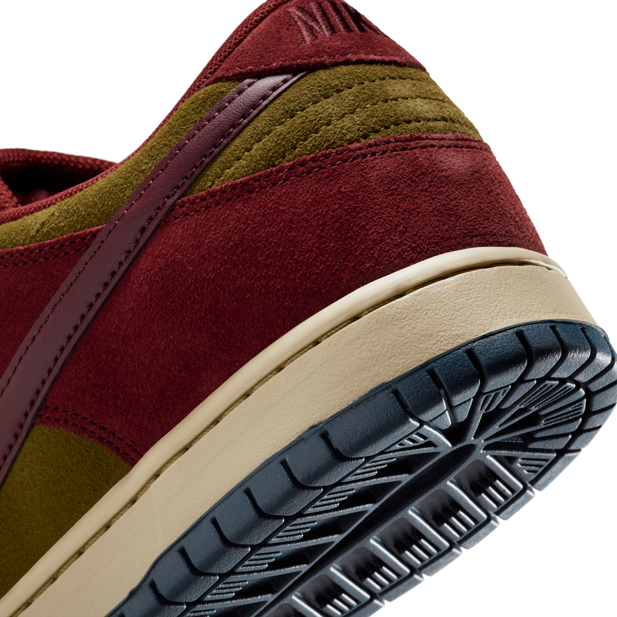 Nike SB Dunk Low Dark Team Red Olive Flak