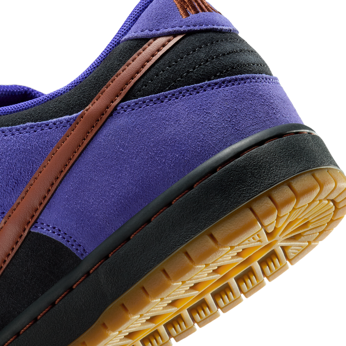 Nike SB Dunk Low Persian Violet