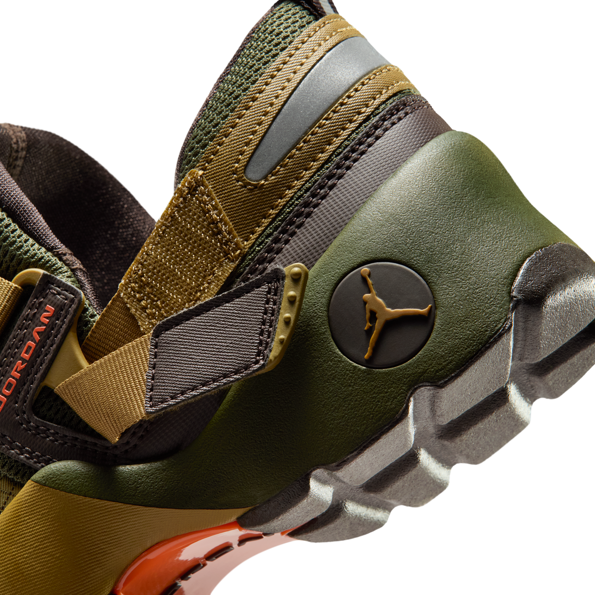 Jordan Trunner LX Brown Kelp (Women's)