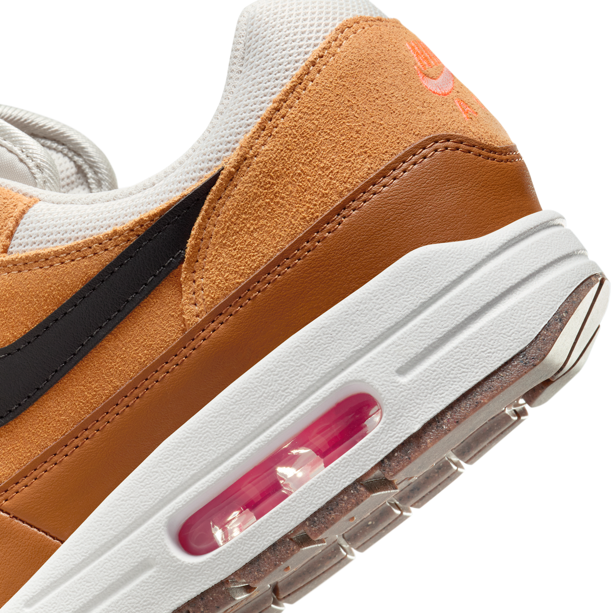 Nike Air Max 1 Essential British Tan Light Bone