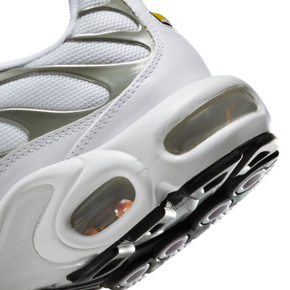 Nike Air Max Plus SE White Metallic Silver (Women's)