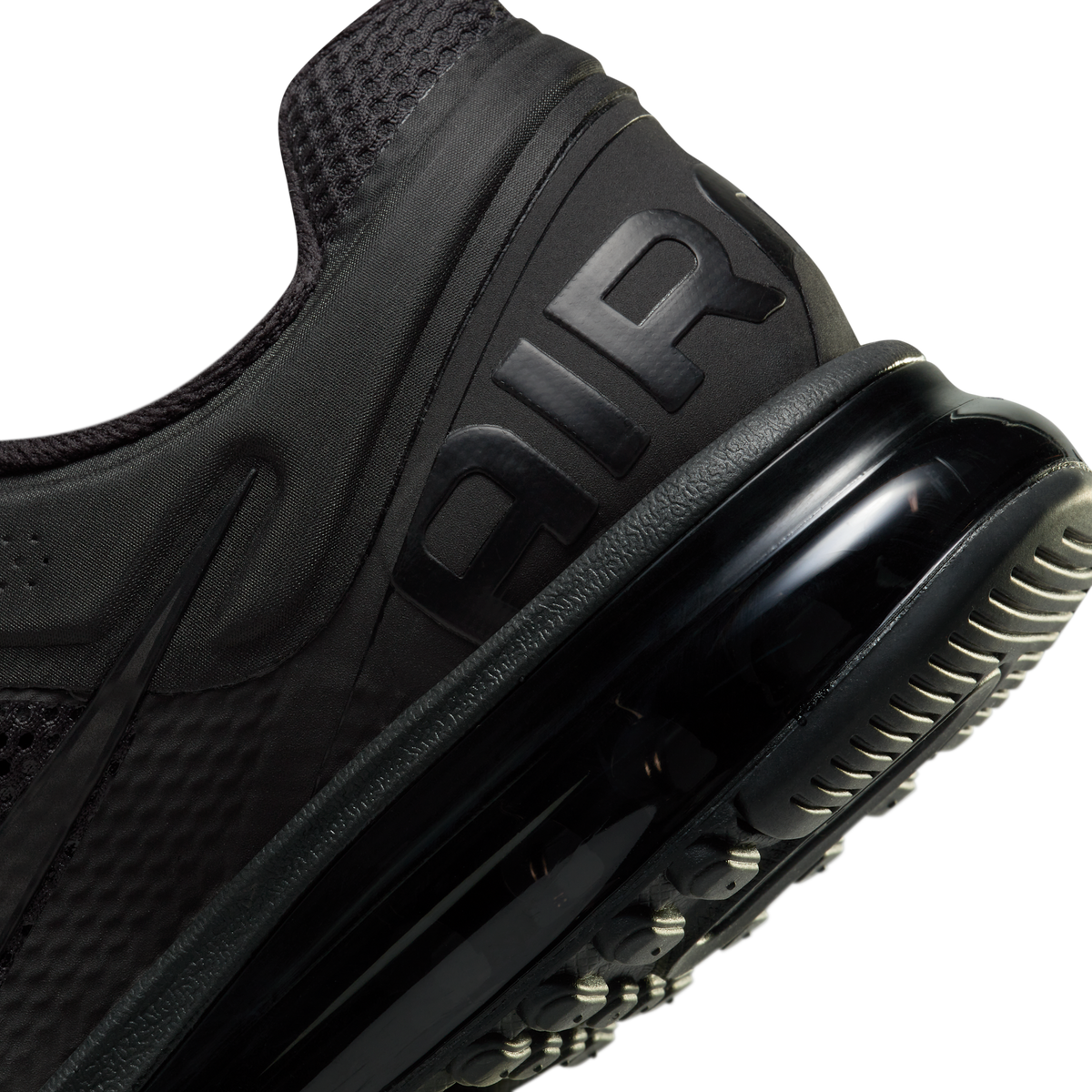 Nike Air Max 2013 Triple Black