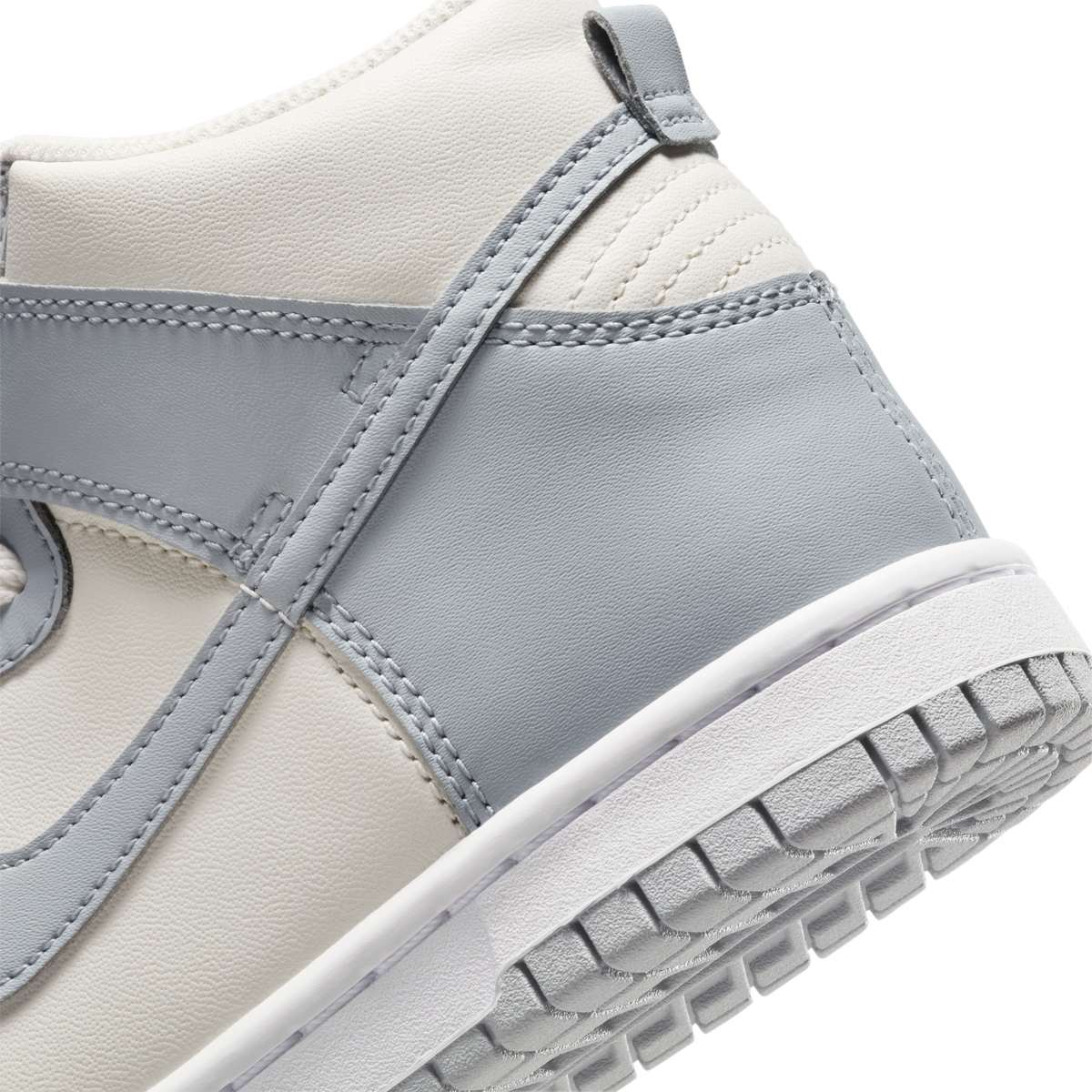Nike Dunk High Phantom Wolf Grey (GS)