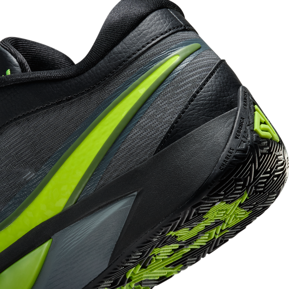 Nike Giannis Zoom Freak 6 Niaja
