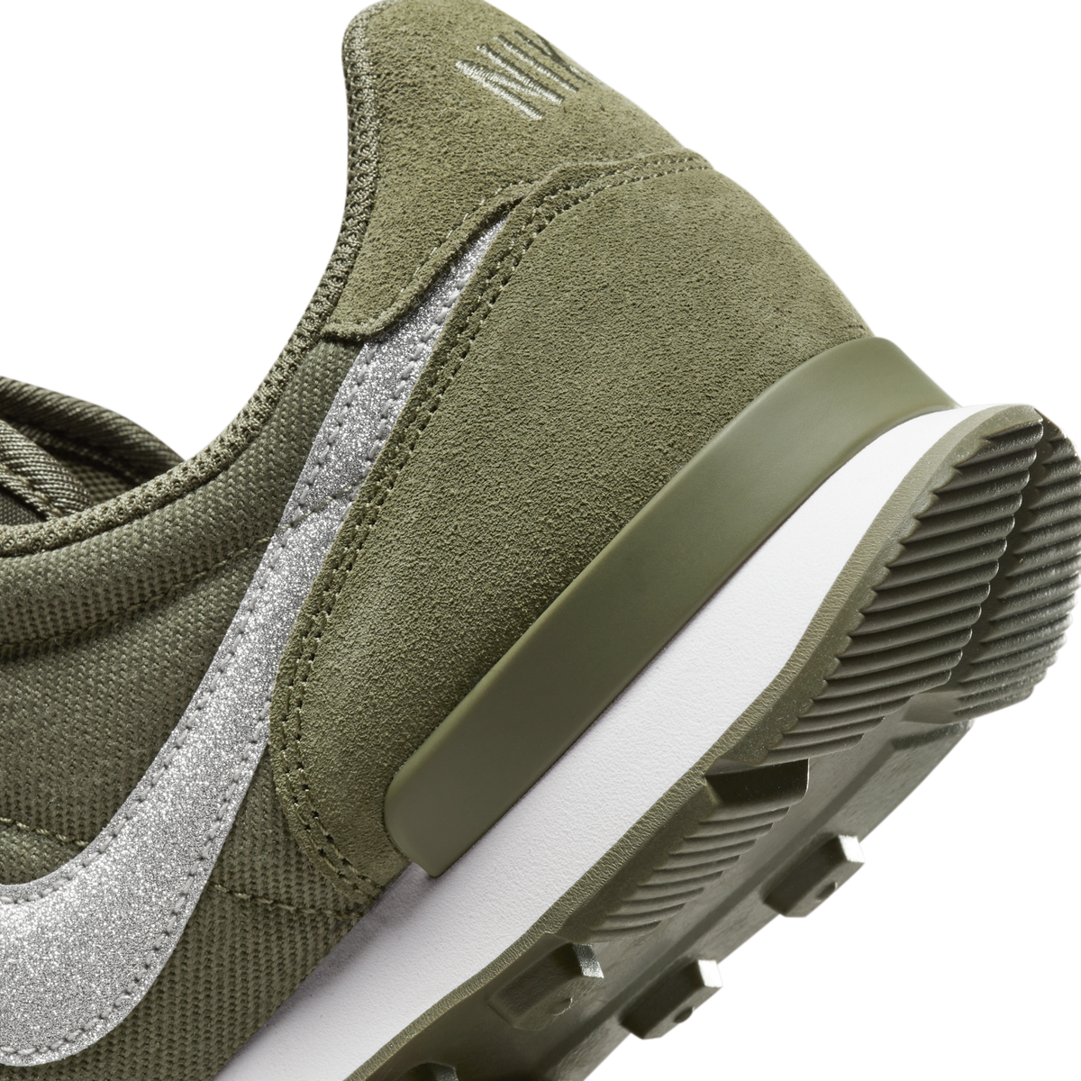 Nike Internationalist Medium Olive (Women's)