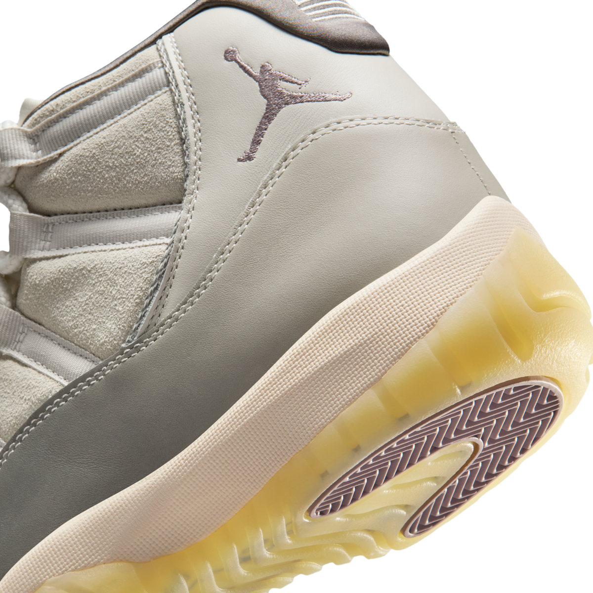 Jordan 11 Retro Tokyo