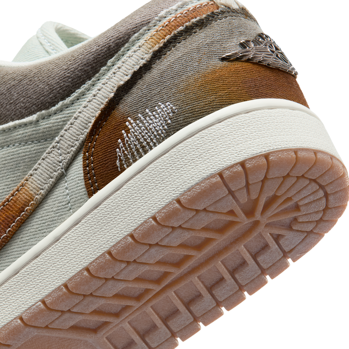 Jordan 1 Low SE Multi-Color Sail Light Bone