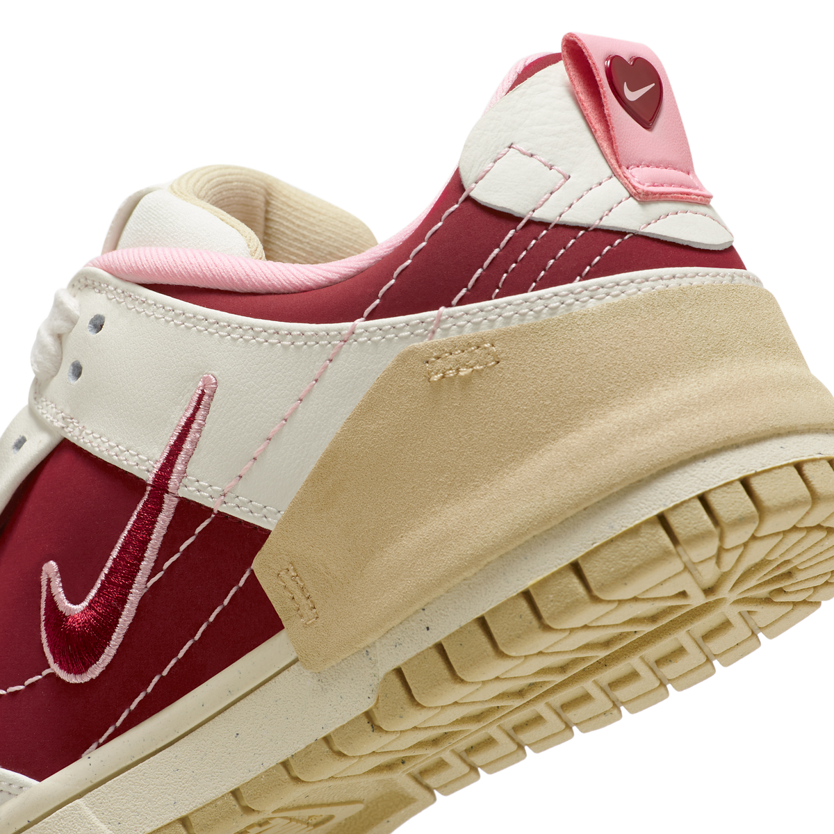 Nike Dunk Low Disrupt 2 Valentine's Day (2023) (Women's) | FD4617-667