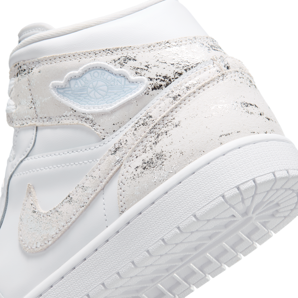 Jordan 1 Mid SE Distressed White Field Silver