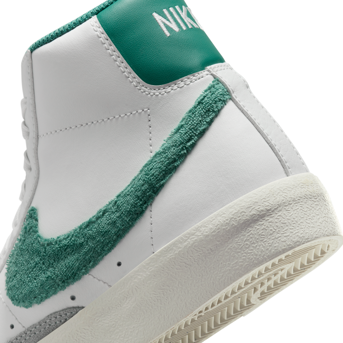 Nike Blazer Mid '77 Summit White Phantom Light Pumice Bicoastal (GS)