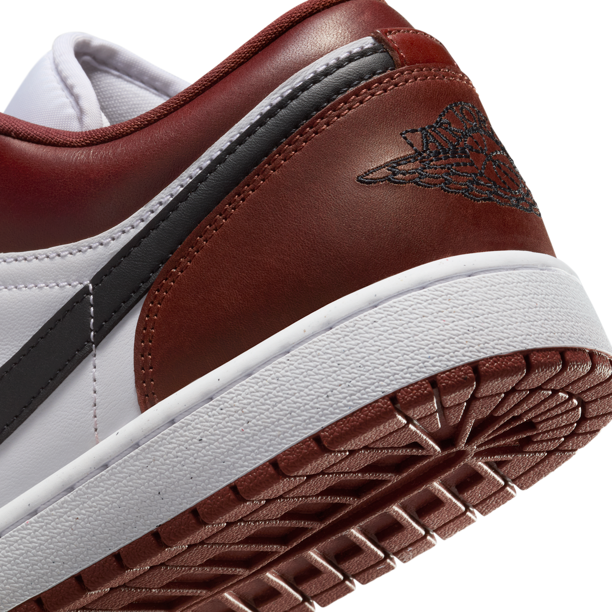 Jordan 1 Low SE Dark Pony