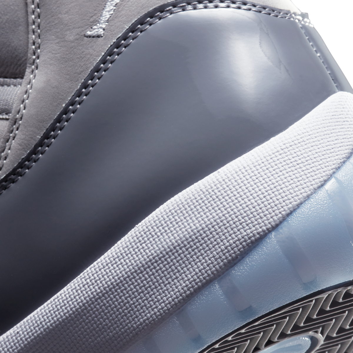 Jordan 11 Retro Cool Grey (2021)