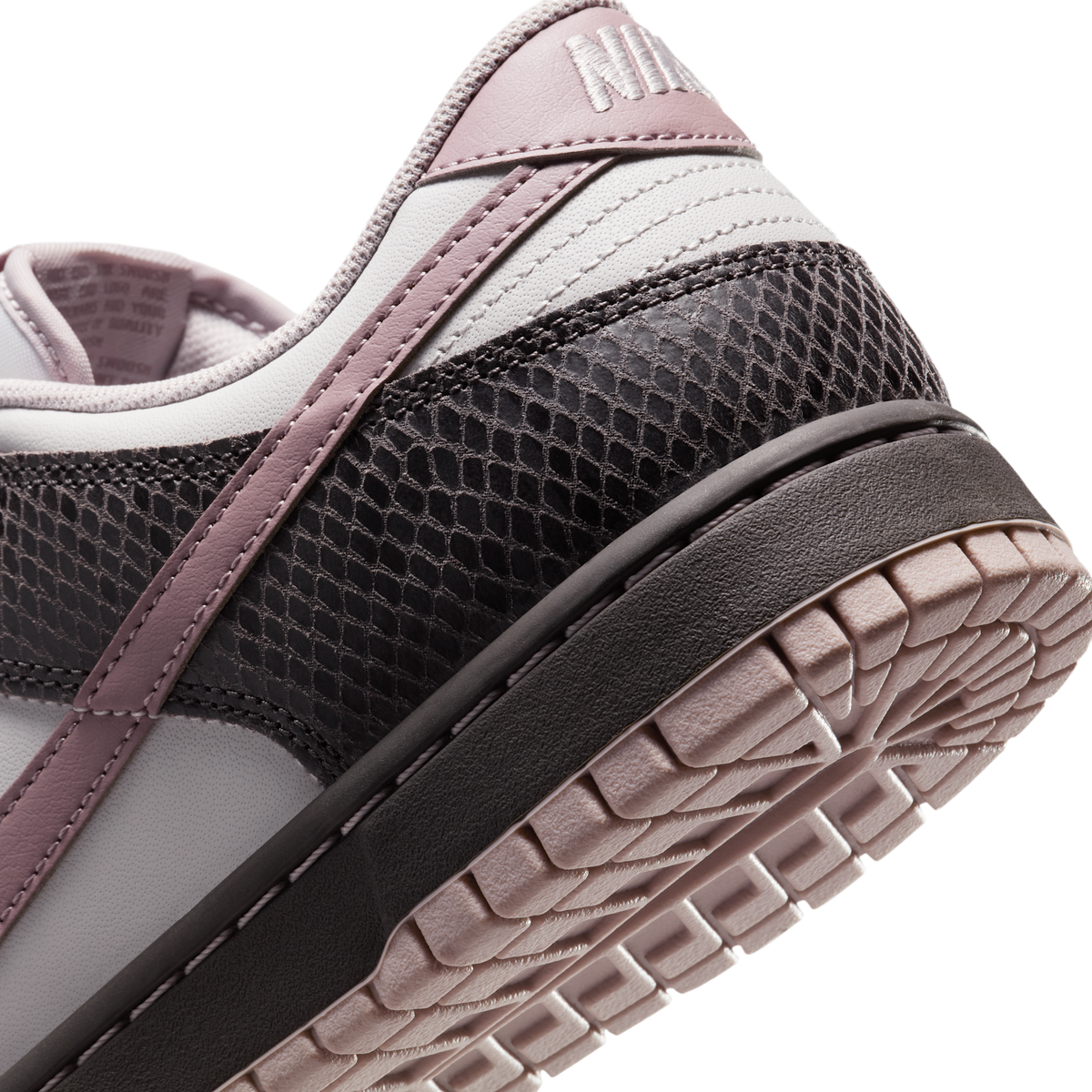 Nike Dunk Low SE Medium Ash Violet Snakeskin