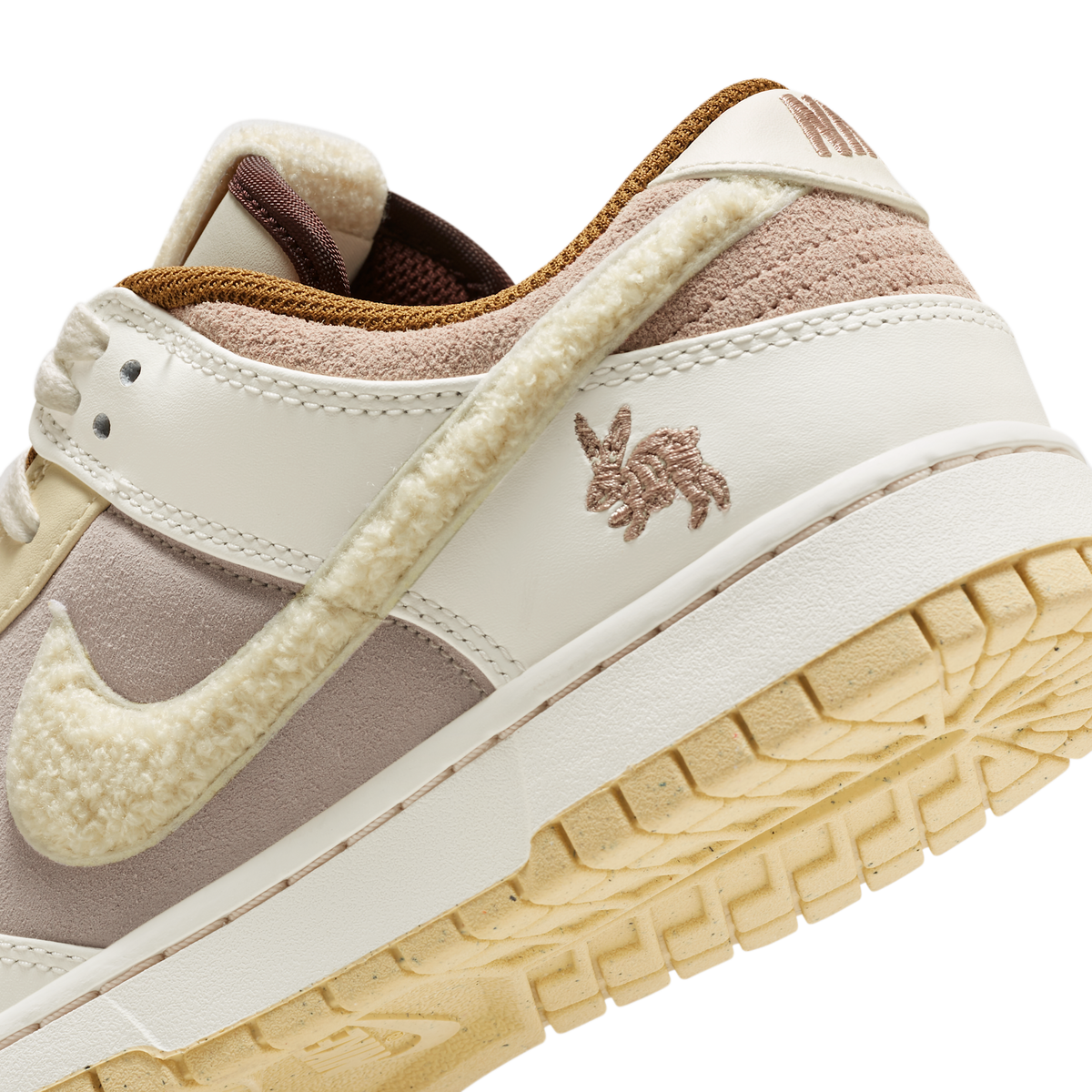Nike Dunk Low Retro PRM Year of the Rabbit Fossil Stone (2023) | FD4203-211