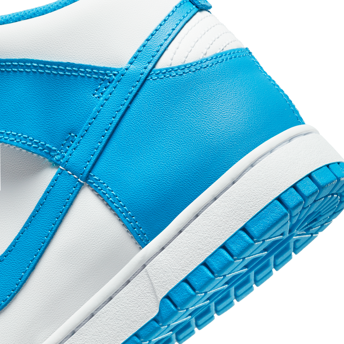Nike Dunk High Retro Laser Blue