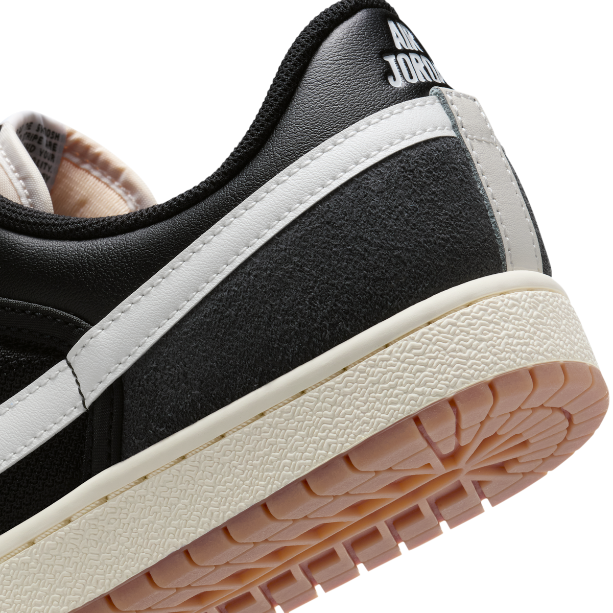 Jordan Skyline Low Black Summit White