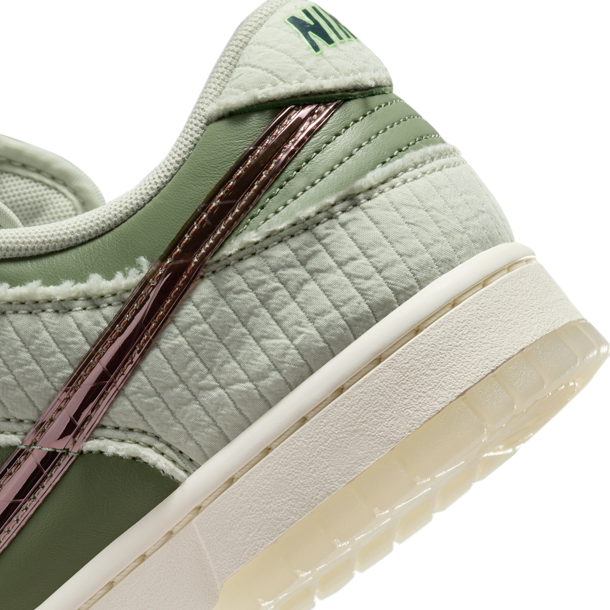 Nike Dunk Low Retro PRM Kyler Murray Be 1 of One | FQ0269-001