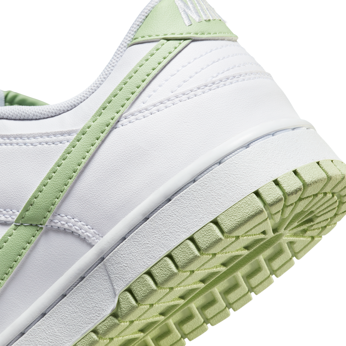Nike Dunk Low Honeydew | DV0831-105