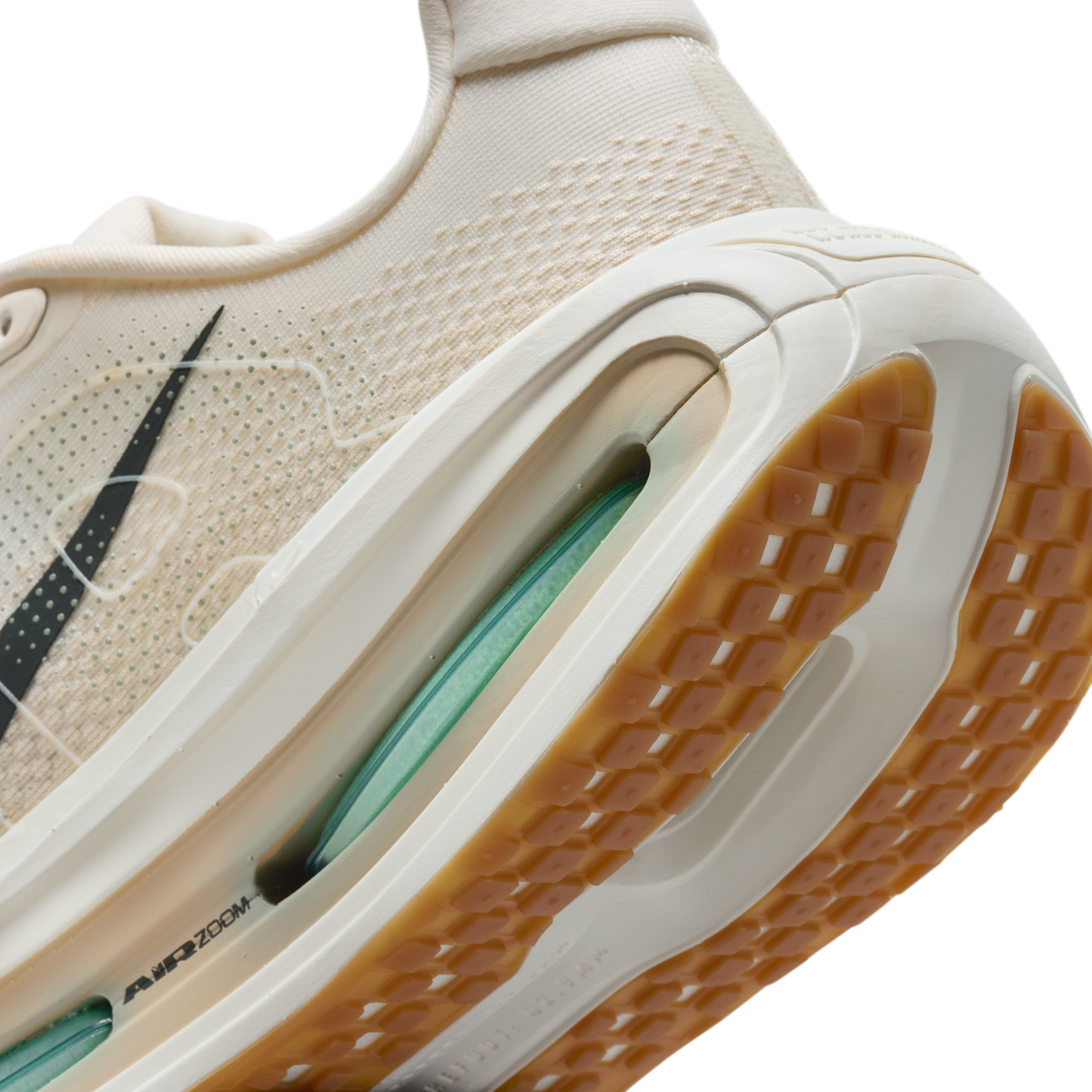 Nike Vomero Premium Pale Ivory Jade Horizon