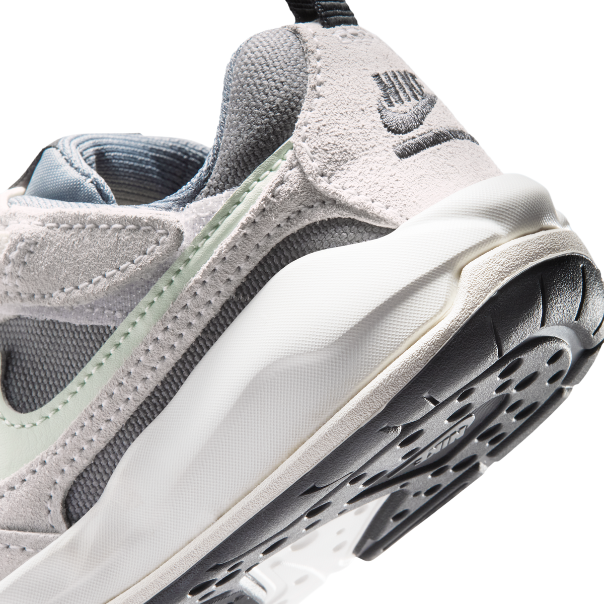 Jordan CMFT Era Cool Grey Iris Whisper Jade Aura (PS)