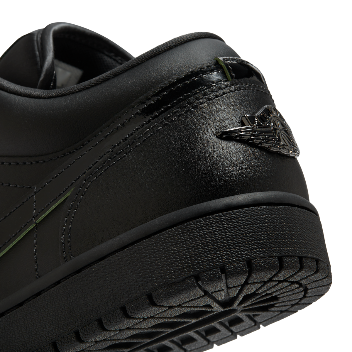 Jordan 1 Low SE Black Cat Mascot